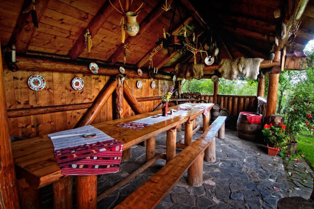 Pension Casa Contelui Rîşnov Exteriör bild