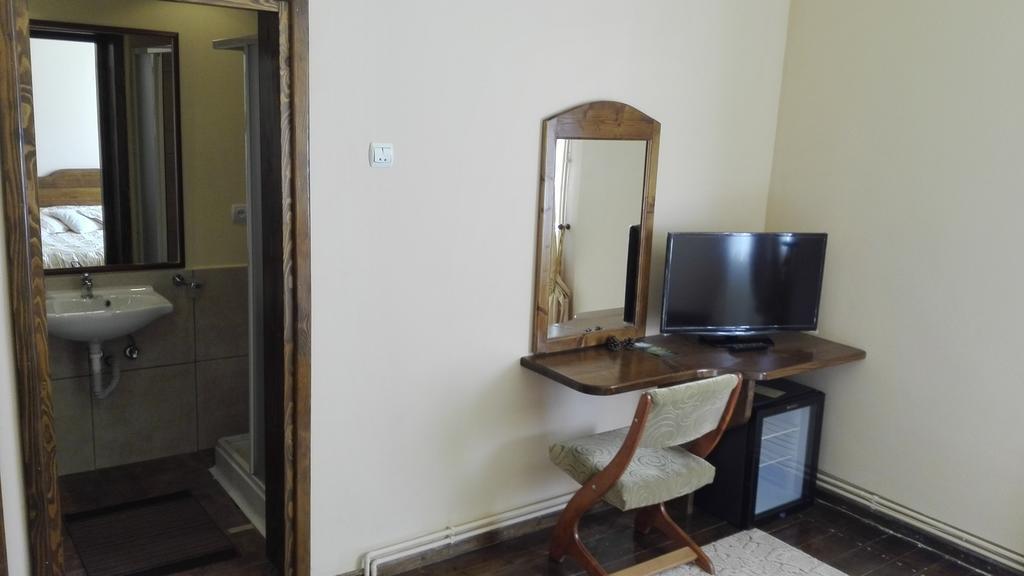 Pension Casa Contelui Rîşnov Exteriör bild