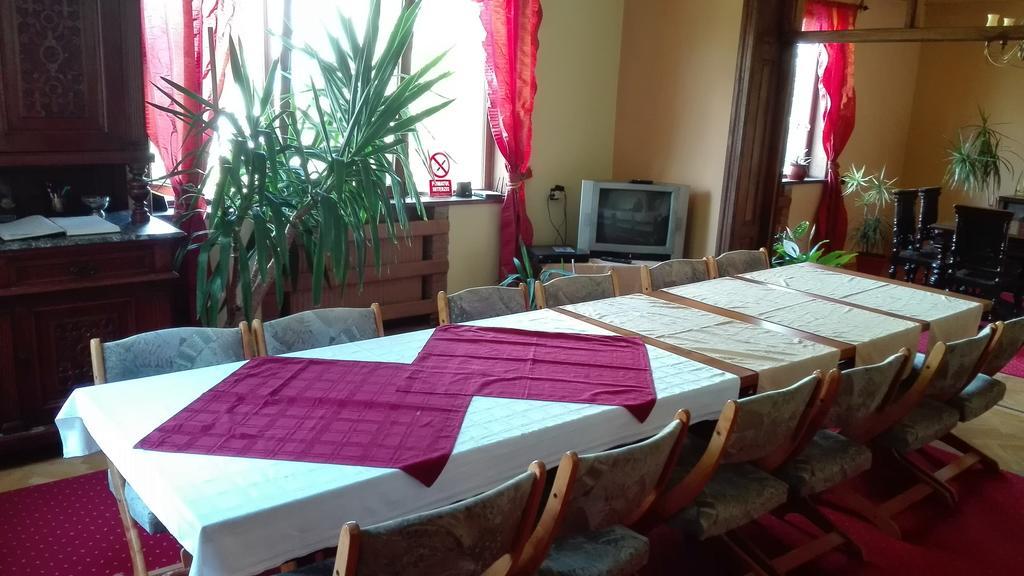 Pension Casa Contelui Rîşnov Exteriör bild