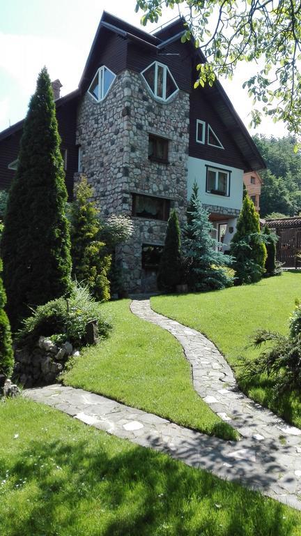 Pension Casa Contelui Rîşnov Exteriör bild